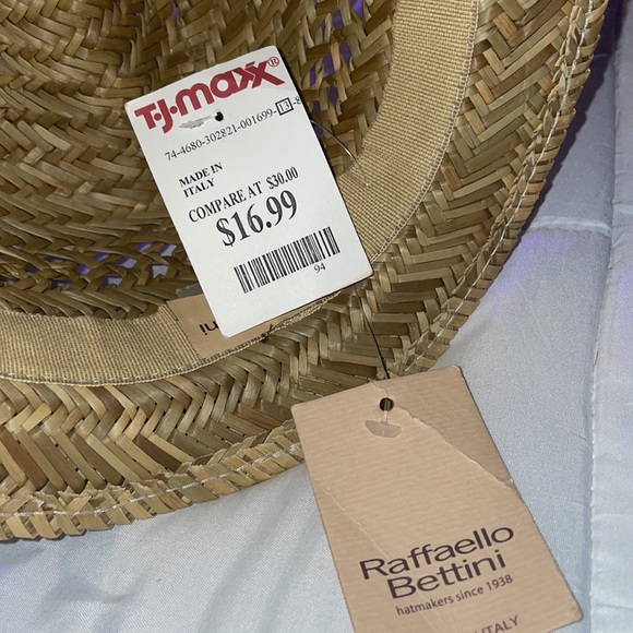 Hat bundle - Picture 9 of 9